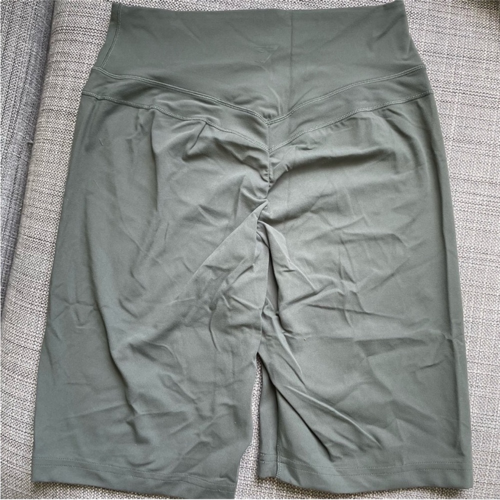 Gymshark Green Performance Athletic Shorts - Picture 6 of 6